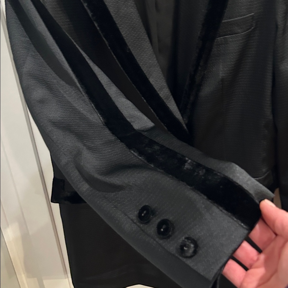 Chic Black Velvet-Trimmed Women's Blazer by Emily McCarthy - Picture 10 of 11